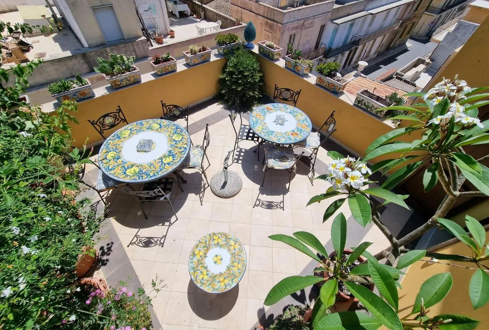 Aparthotel Saint George'S House Appartamenti & Spa Pachino Italy