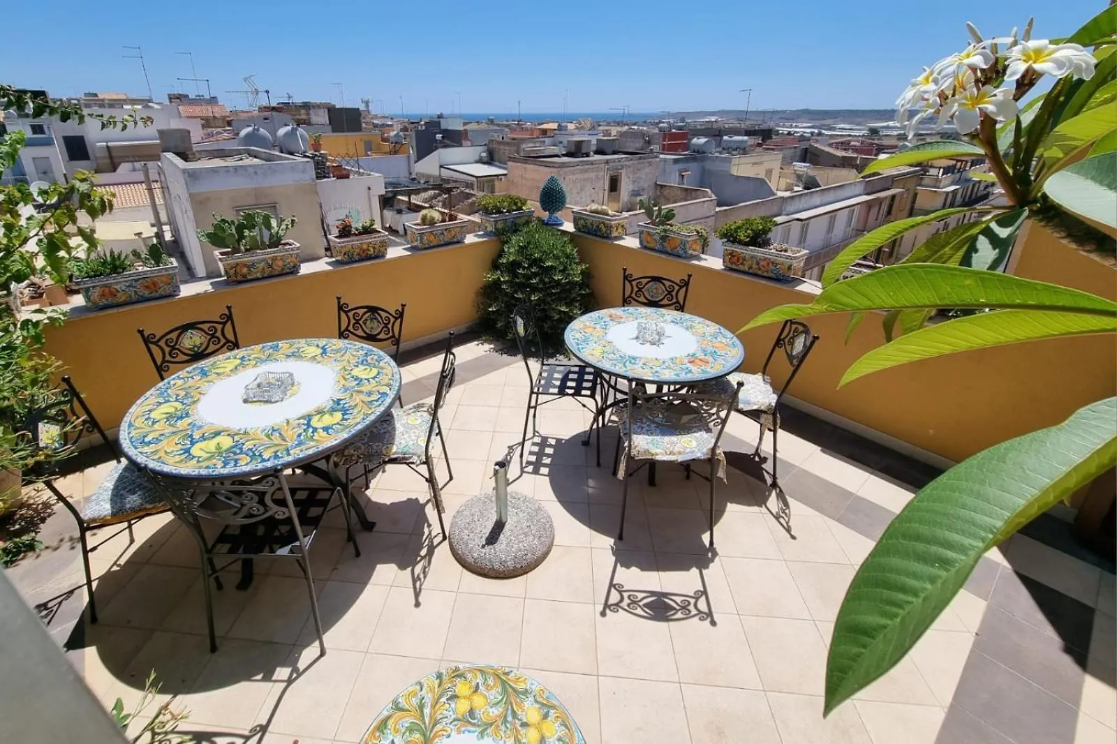 Aparthotel Saint George'S House Appartamenti & Spa Pachino